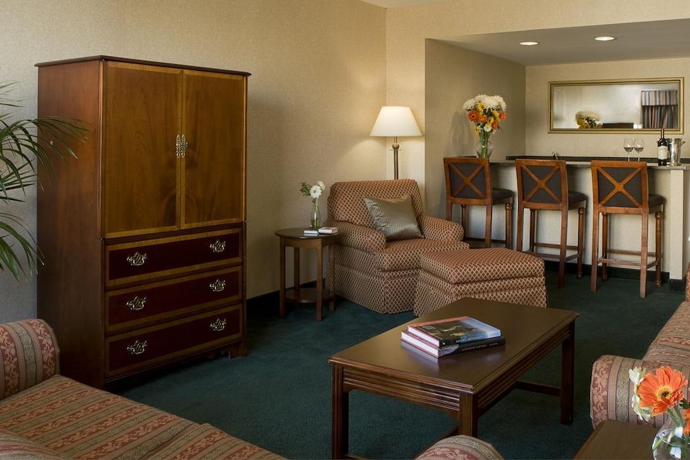 Holiday Inn Arlington At Ballston By Ihg מראה חיצוני תמונה