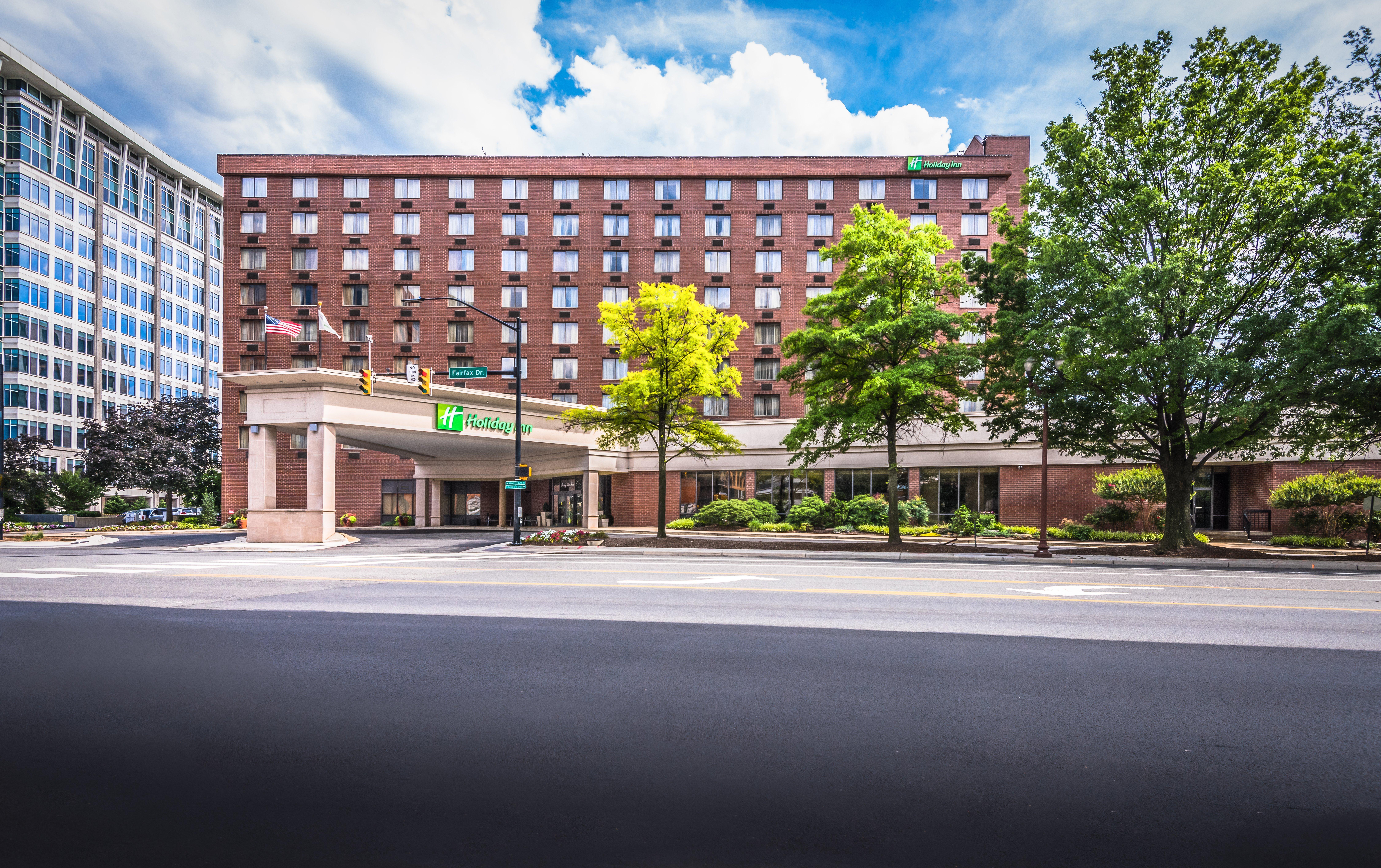 Holiday Inn Arlington At Ballston By Ihg מראה חיצוני תמונה